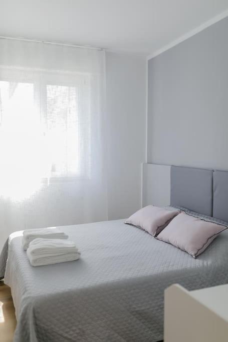 Nuovo Bianco Appena Ristrutturato *